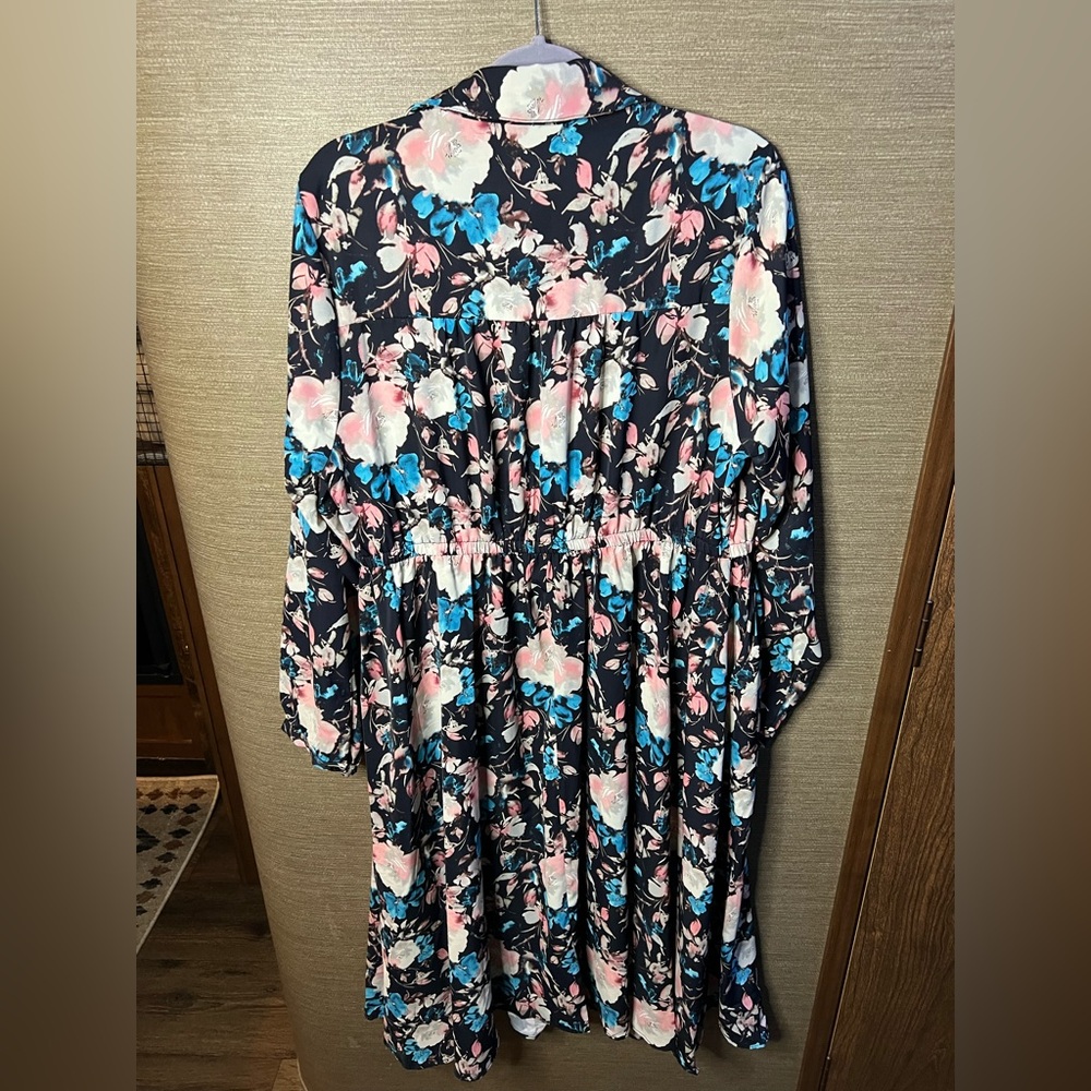 NWT Midi Studio Crepe De Chine Long Sleeve Button Front Shirtdress size 1X - Picture 14 of 15